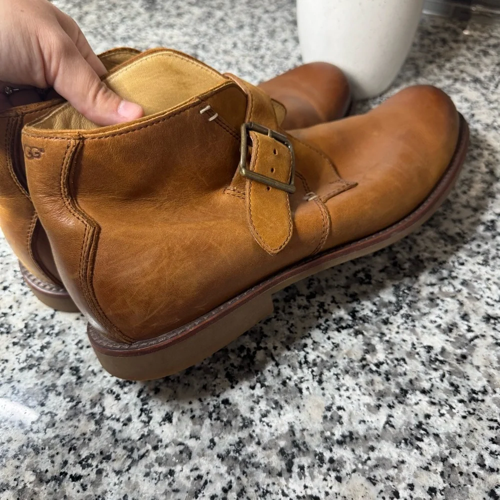 UGG Australia Graham Men's Brown Leather Buckle Ankle Boots Size 10